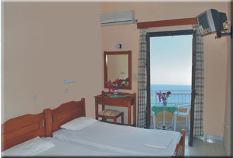 Kasteli Hotel Питагорион Номер фото